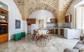 Terra Mia In The Historic Center Of Lecce - Happy Rentals